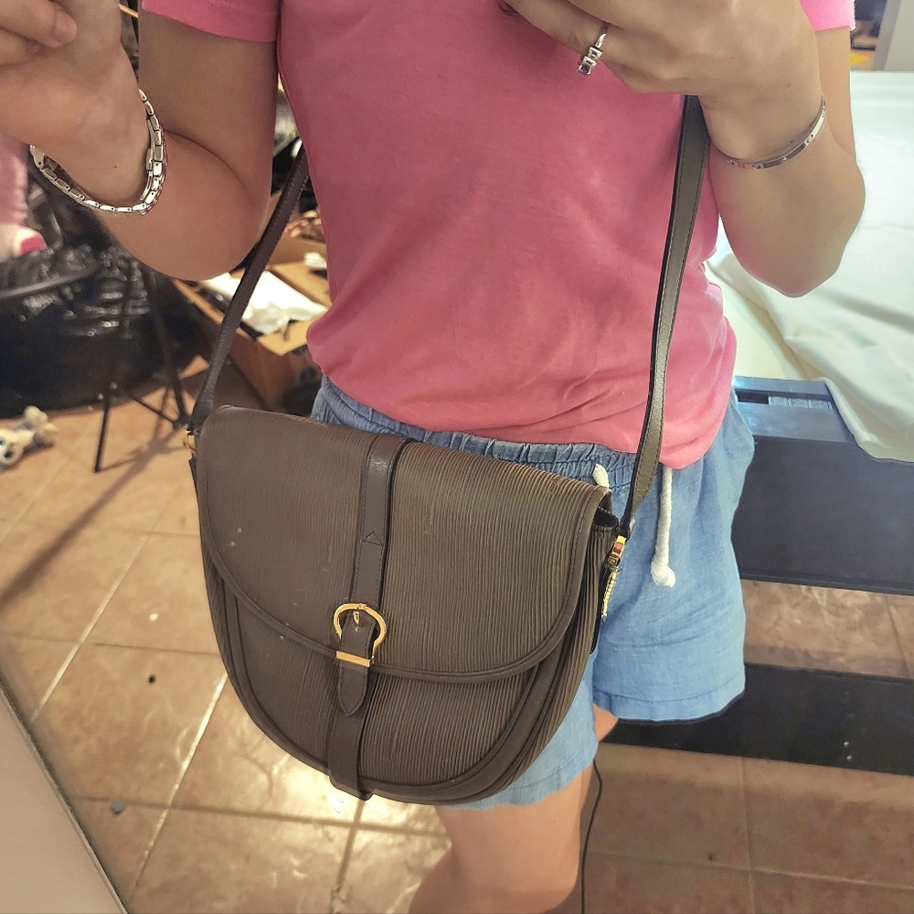 Vintage Salvatore Ferragamo Saddle Crossbody Handbag